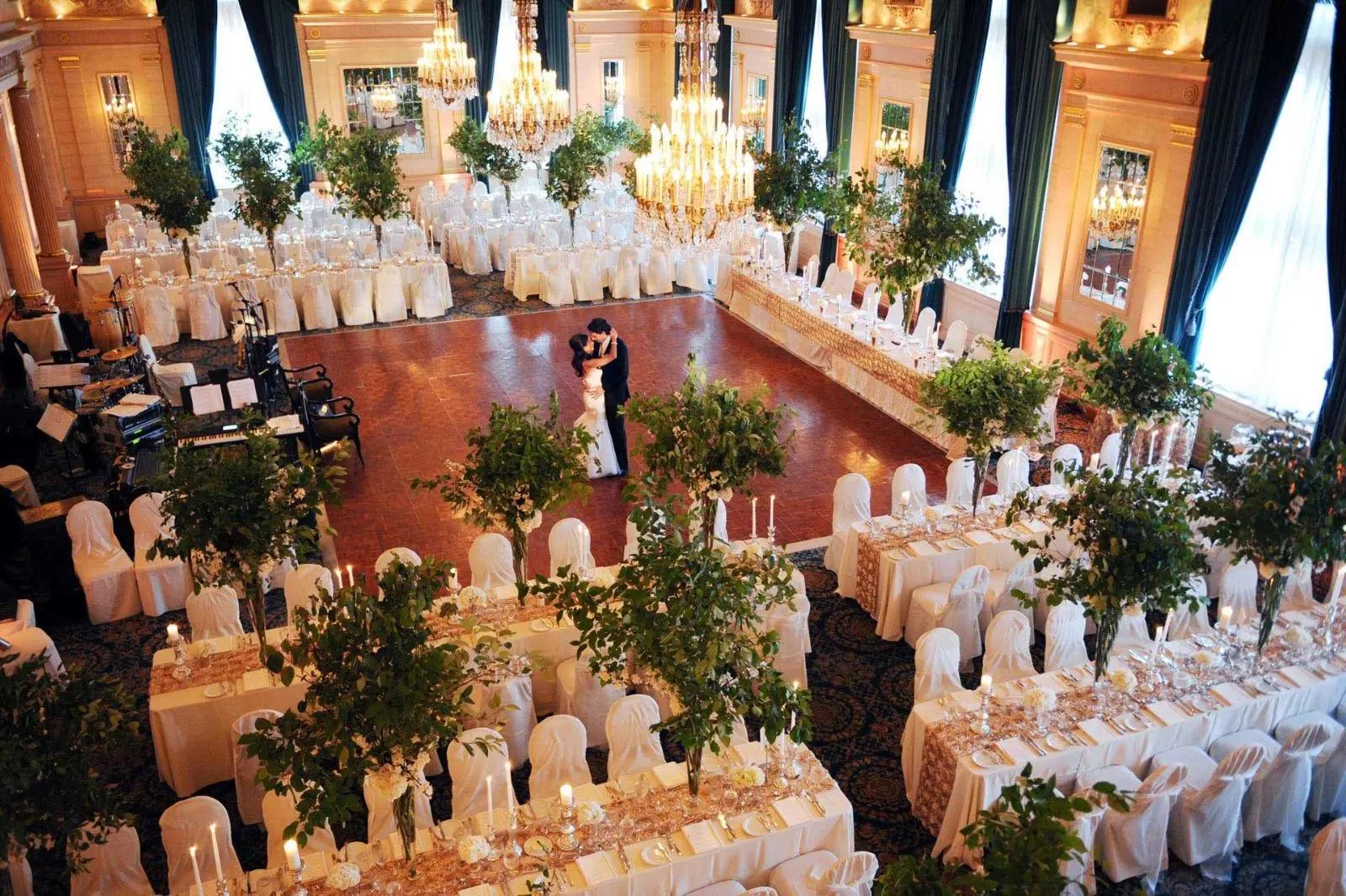 Fort Garry Hotel